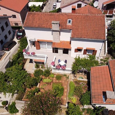 Apartment Luce Mali Losinj Exterior photo