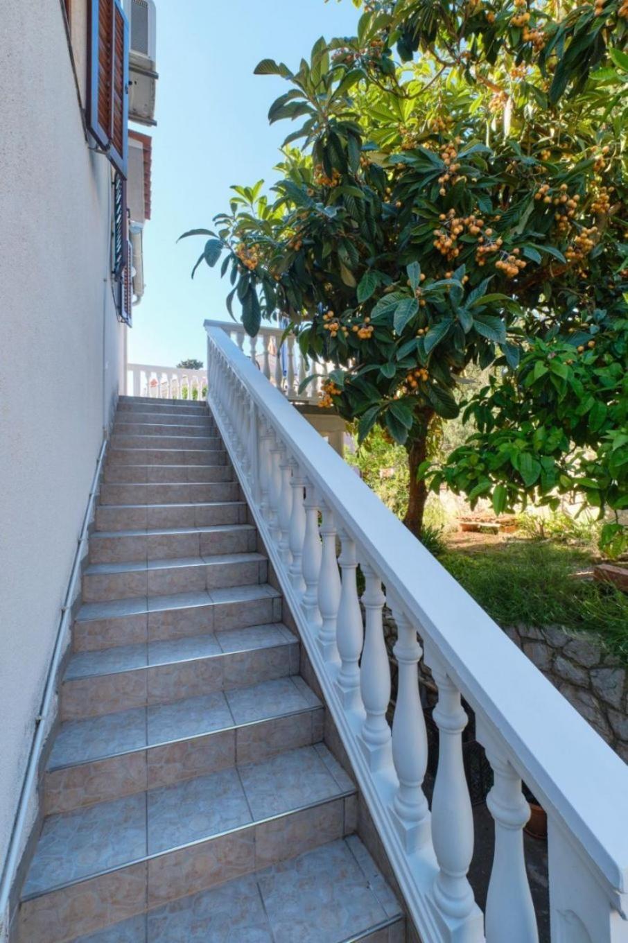Apartment Luce Mali Losinj Exterior photo