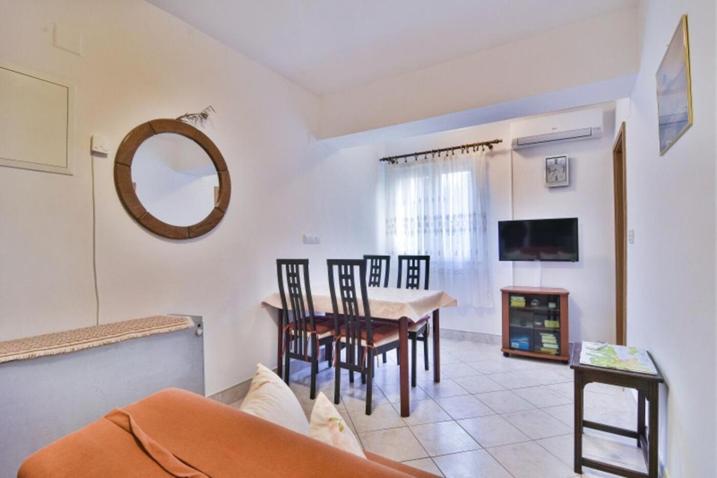 Apartment Luce Mali Losinj Exterior photo