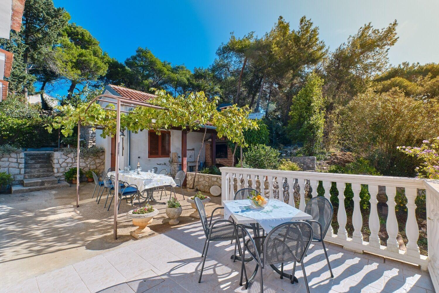 Apartment Luce Mali Losinj Exterior photo